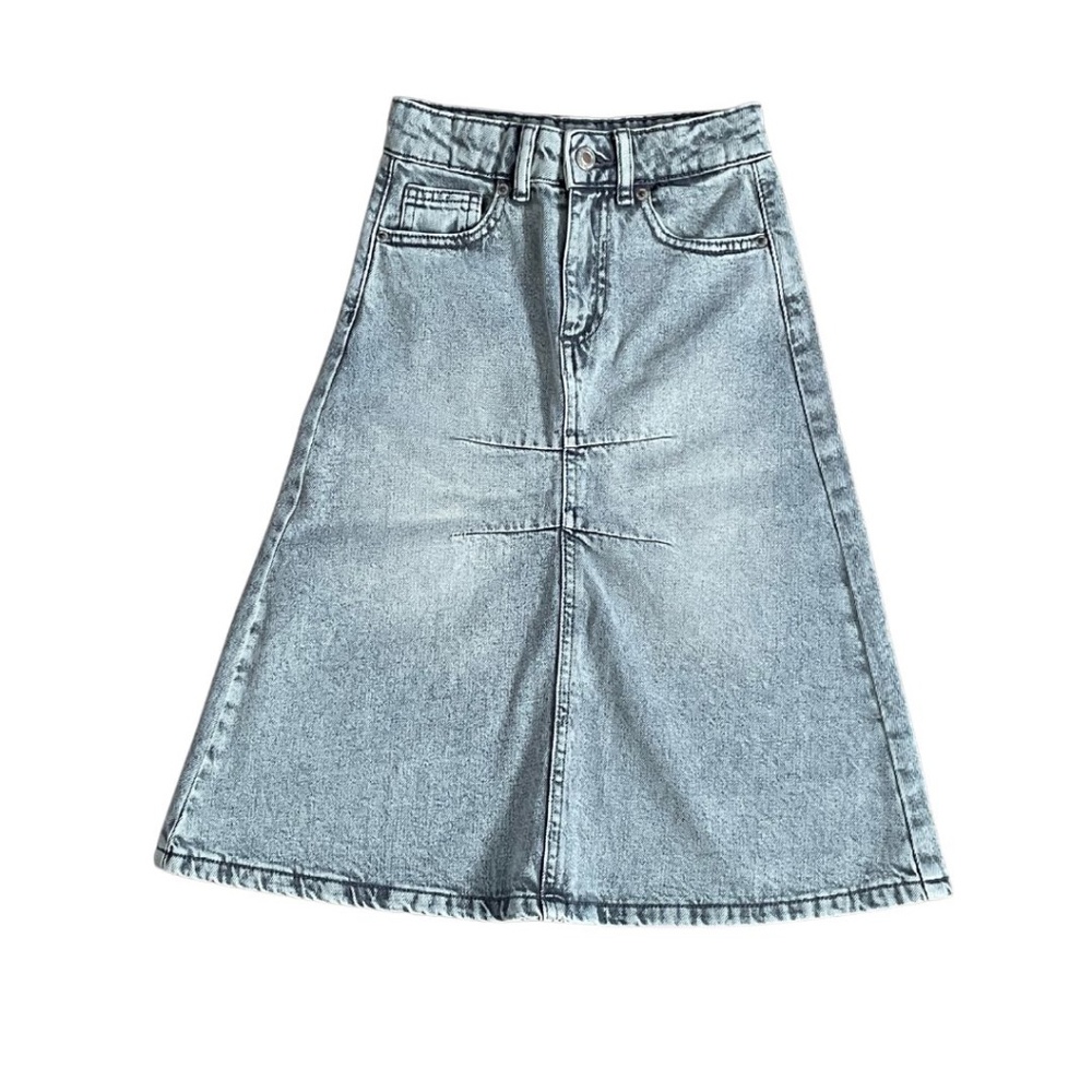 NWOT Zara Demin Midi Skirt (Size 6) GIRLS